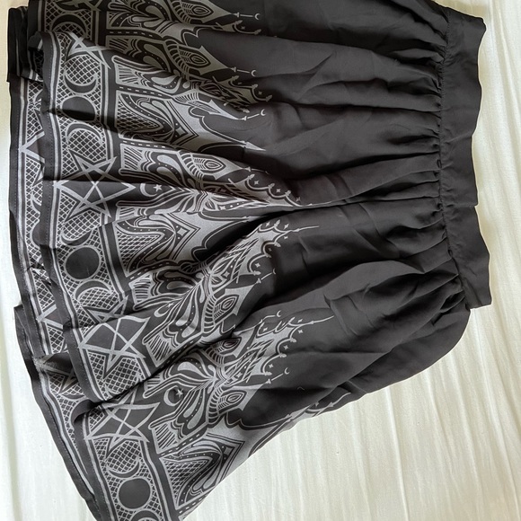 Duchess Chiffon Skirt - Picture 2 of 5